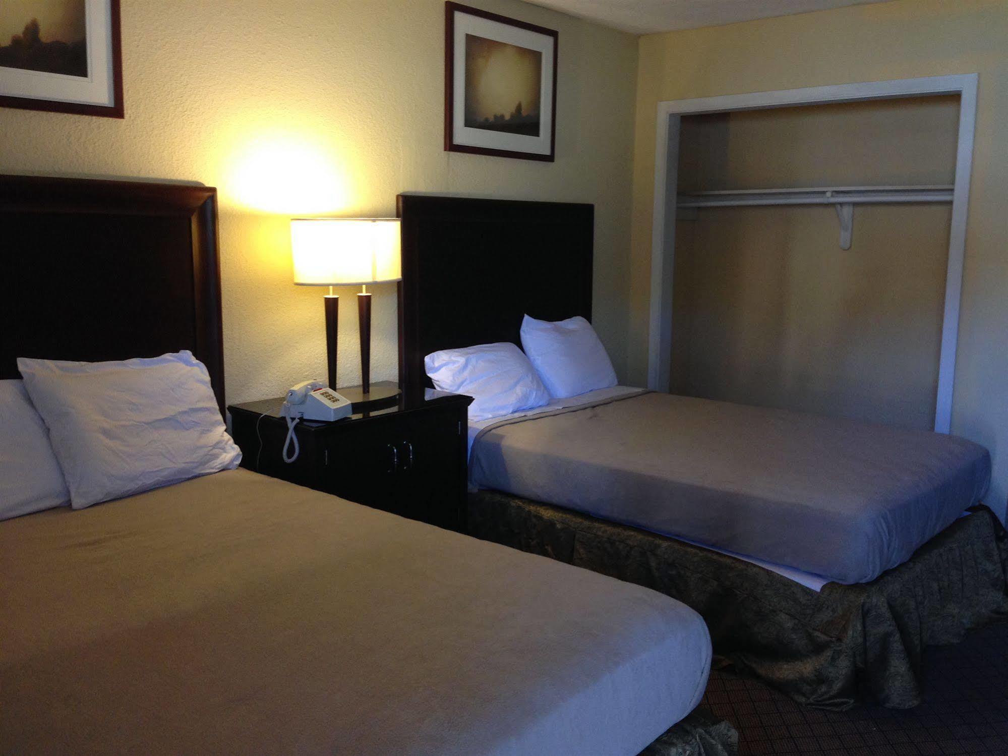 Travel Inn & Suites Humble Kültér fotó